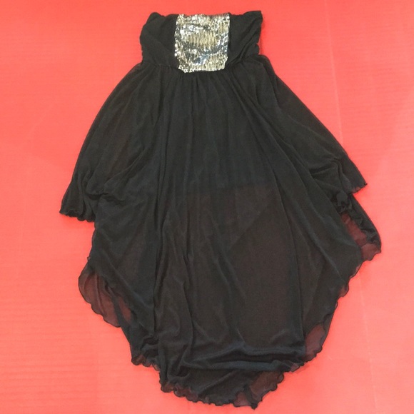🍁4 for $25 Strapless sequined black dress - Picture 6 of 7